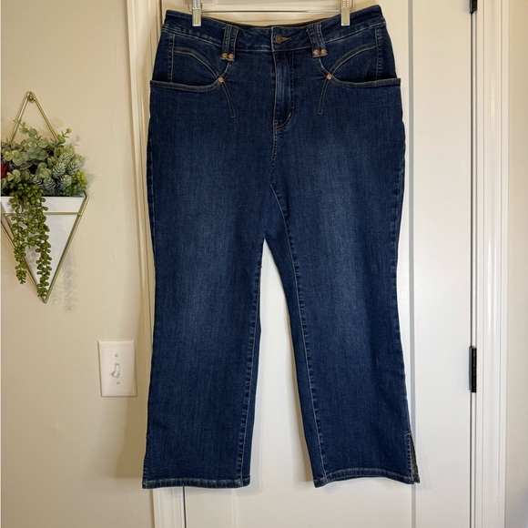 Judy Blue Cropped Straight Leg Denim Jeans - Picture 1 of 6
